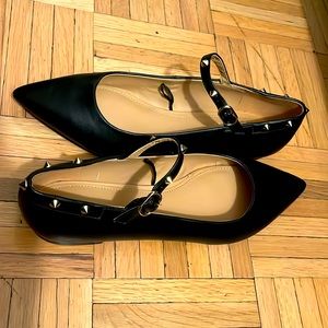 Size 8 1/2 Marc Fisher flat shoes